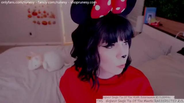 Image 3 of runesy Stream on Chaturbate on 2 months ago