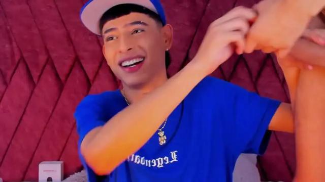 Image 2 of russell_adams_ Stream on Chaturbate on 16 months ago