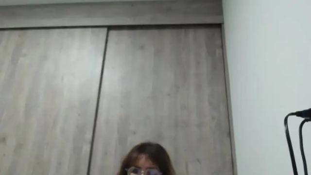 Image 12 of ruth_blue21 Stream on Chaturbate on 13 months ago