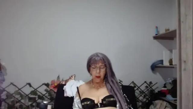 Image 4 of ruth_blue21 Stream on Chaturbate on 1 month ago