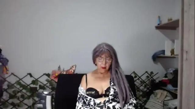 Image 6 of ruth_blue21 Stream on Chaturbate on 1 month ago