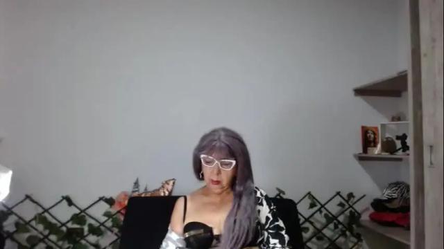 Image 8 of ruth_blue21 Stream on Chaturbate on 1 month ago