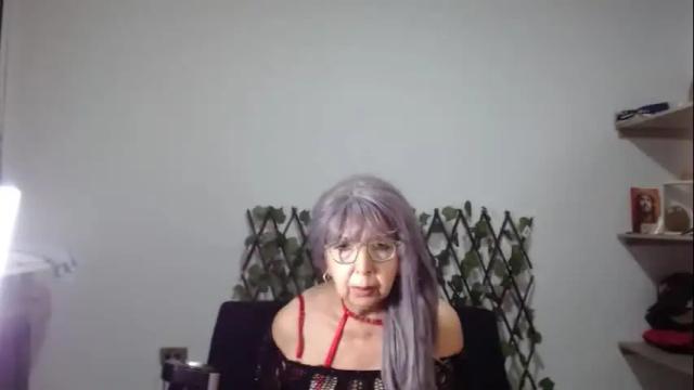Image 10 of ruth_blue21 Stream on Chaturbate on 24 days ago