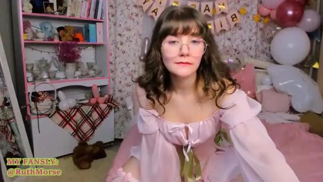 Thumbnail 1, ruth_morse's Stream at Chaturbate, 19 months ago