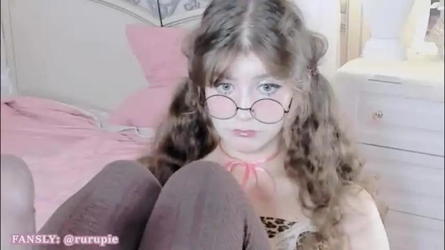 Image 8 of ruth_morse Stream on Chaturbate on 5 months ago