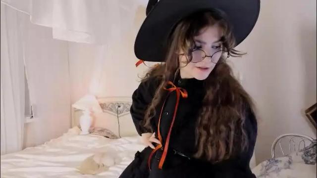 Image 12 of ruth_morse Stream on Chaturbate on 2 months ago