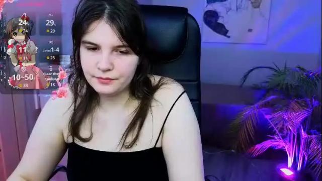 Image 10 of ruyjin_choi Stream on Chaturbate on 17 days ago