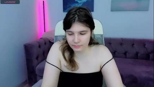 Image 3 of ruyjin_choi Stream on Chaturbate on 13 days ago
