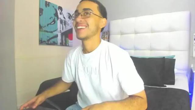 Image 2 of ryan_dexter Stream on Chaturbate on 13 months ago