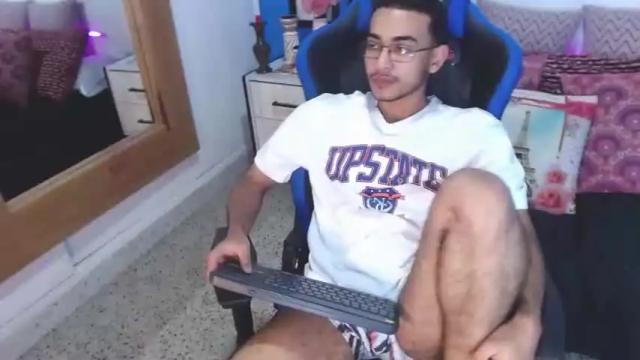 Image 12 of ryan_dexter Stream on Chaturbate on 13 months ago