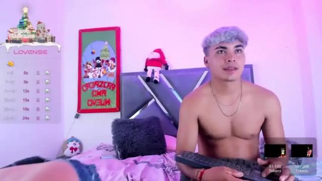 Image 11 of ryanandnatasha Stream on Chaturbate on 23 months ago