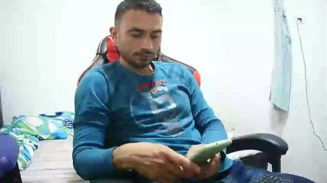 Image 2 of ryanmai110225 Stream on Chaturbate on 16 months ago