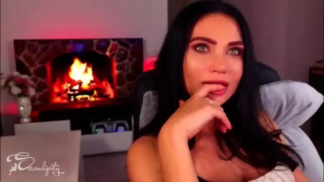 Image 8 of s3r3ndipity Stream on Chaturbate on 1 month ago