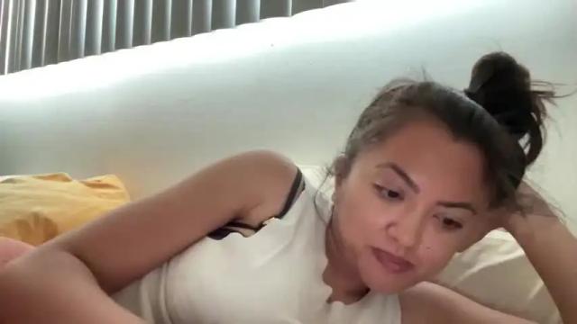 Image 7 of s3xymia Stream on Chaturbate on 28 months ago