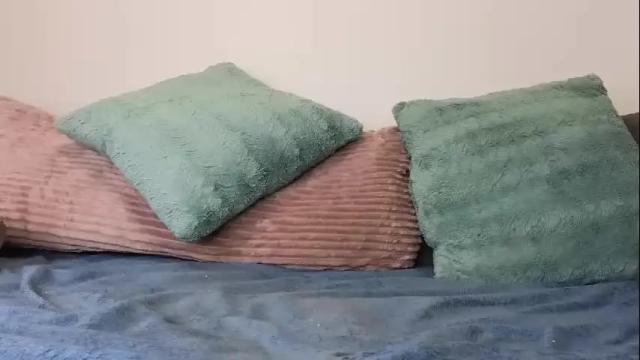 Image 3 of s_leanne_ Stream on Chaturbate on 2 months ago