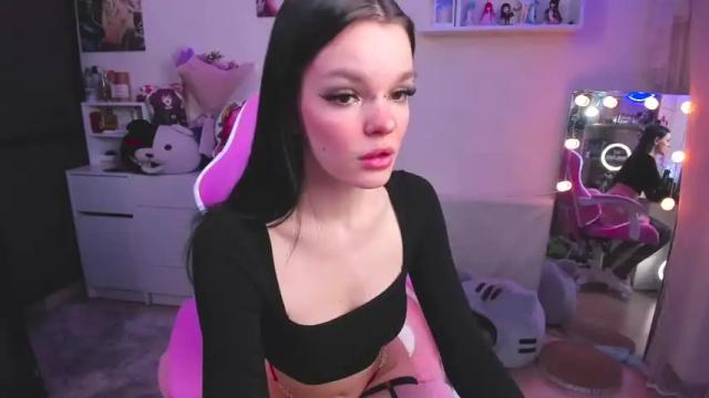 Image 2 of s_meru Stream on Chaturbate on 14 months ago