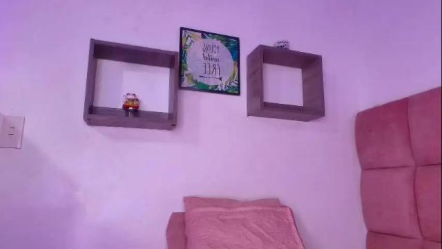 Image 7 of s_samanthax Stream on Chaturbate on 1 month ago