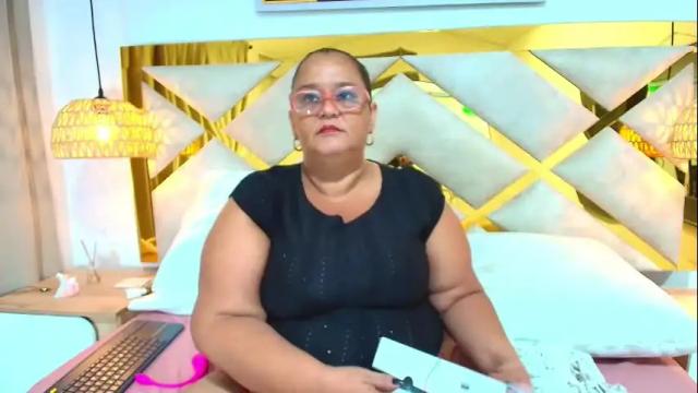 Image 3 of saanem_mature Stream on Chaturbate on 1 month ago
