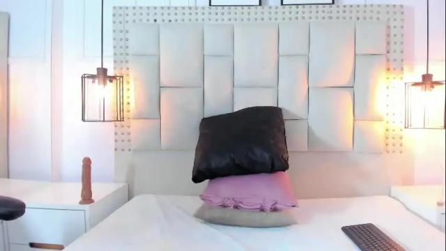 Image 4 of saanem_mature Stream on Chaturbate on 1 month ago