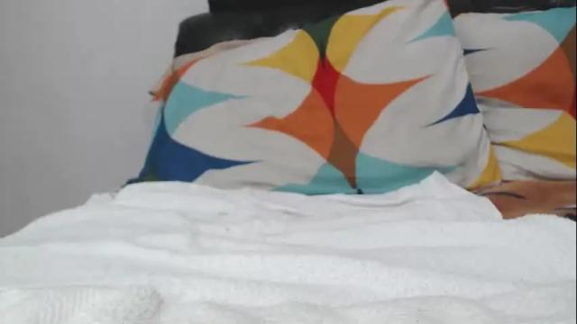 Image 7 of saaramiller_ Stream on Chaturbate on 27 days ago