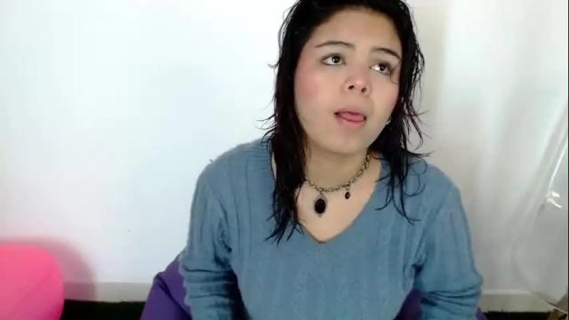 Image 3 of sabinamerchetti_ Stream on Chaturbate on 3 days ago