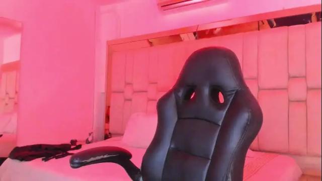 Image 2 of sable_enigma Stream on Chaturbate on 29 days ago