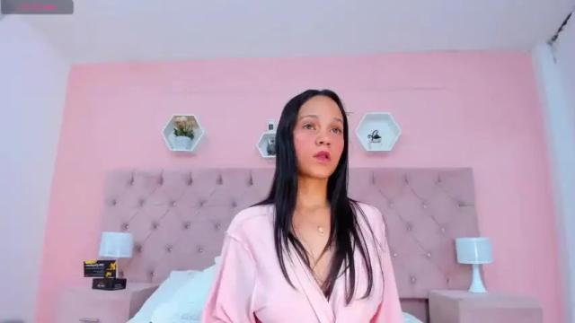 Image 10 of sabriinafiore Stream on Chaturbate on 16 months ago