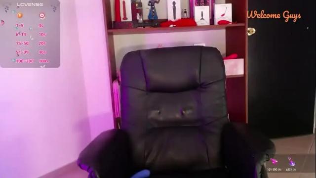 Image 2 of sabrina709 Stream on Chaturbate on 26 days ago