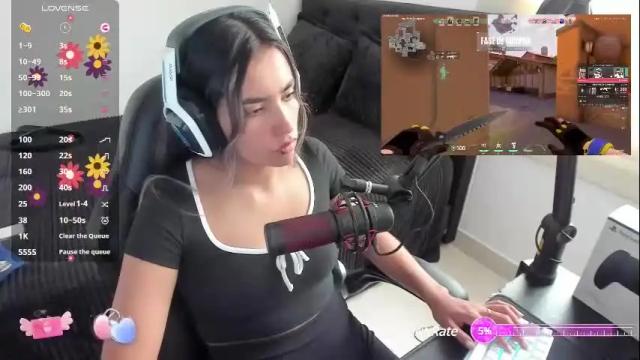 Image 12 of sabrina_chester_02 Stream on Chaturbate on 1 month ago