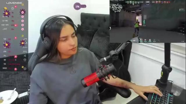 Image 8 of sabrina_chester_02 Stream on Chaturbate on 4 days ago