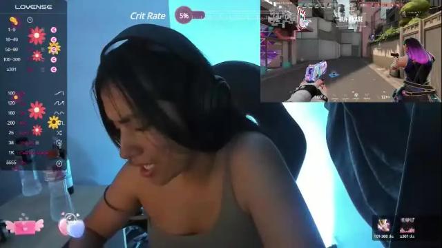 Image 8 of sabrina_chester_02 Stream on Chaturbate on 29 days ago