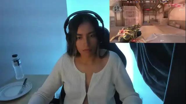 Image 7 of sabrina_chester_02 Stream on Chaturbate on 26 days ago