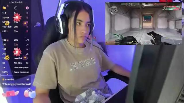 Image 2 of sabrina_chester_02 Stream on Chaturbate on 1 month ago