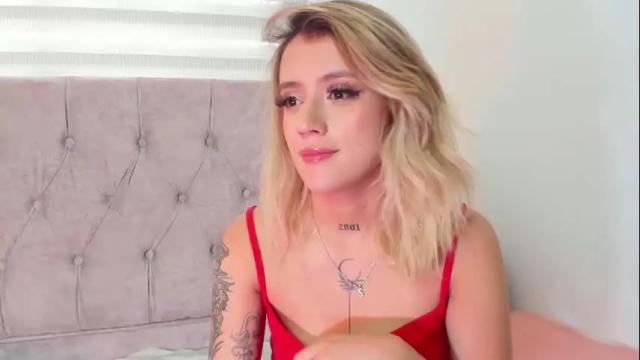 Image 8 of sabrina_cole Stream on Chaturbate on 24 days ago