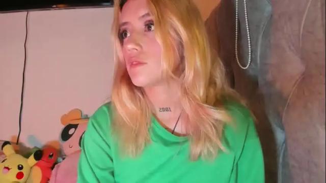 Image 2 of sabrina_cole Stream on Chaturbate on 2 months ago