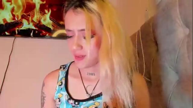Image 3 of sabrina_cole Stream on Chaturbate on 2 months ago