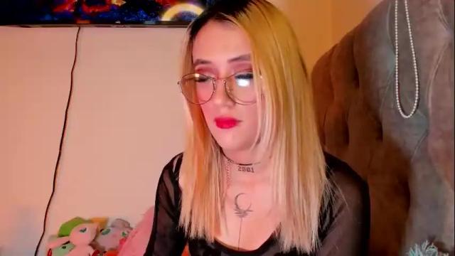 Image 10 of sabrina_cole Stream on Chaturbate on 2 months ago
