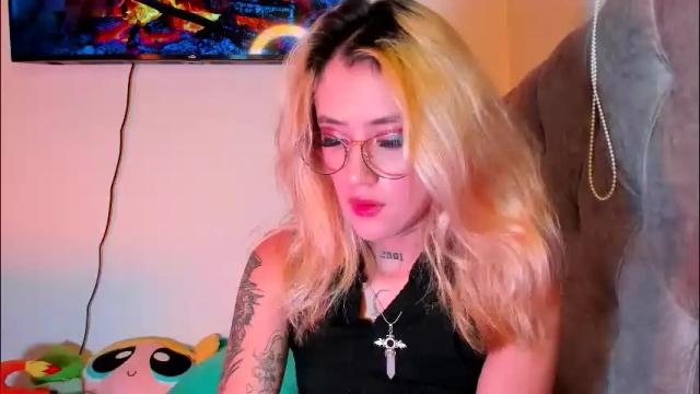 Image 7 of sabrina_cole Stream on Chaturbate on 1 month ago