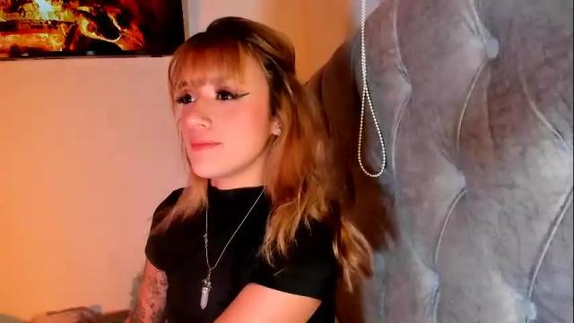 Image 6 of sabrina_cole Stream on Chaturbate on 1 month ago