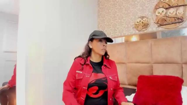 Image 3 of sabrina_collins12 Stream on Chaturbate on 19 months ago