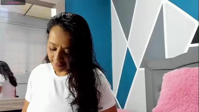 Image 7 of sabrina_collins12 Stream on Chaturbate on 19 months ago