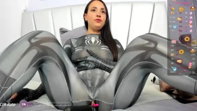 Image 4 of sabrina_haze Stream on Chaturbate on 21 months ago