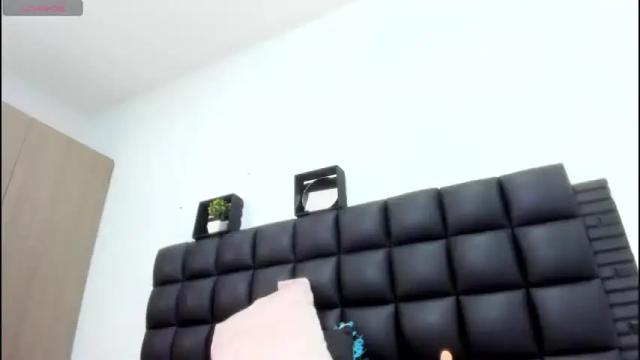 Image 4 of sabrina_med Stream on Chaturbate on 1 month ago