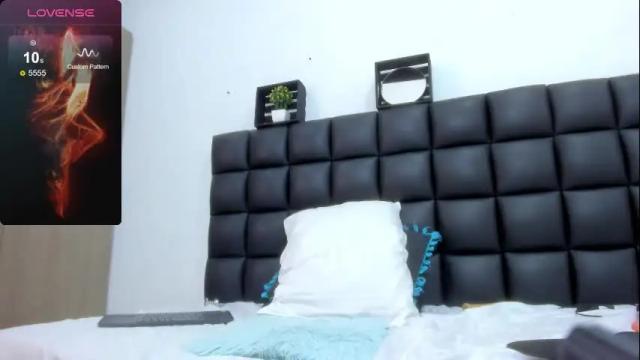 Image 3 of sabrina_med Stream on Chaturbate on 1 month ago