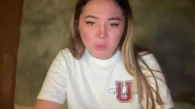 Image 6 of sabrina_miller4 Stream on Chaturbate on 14 months ago