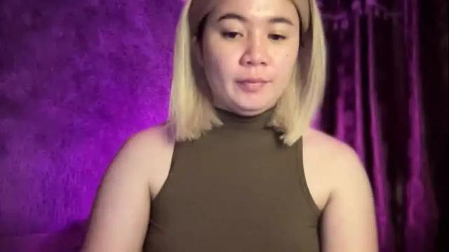 Image 8 of sabrina_miller4 Stream on Chaturbate on 3 months ago