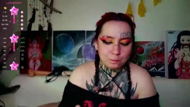 Image 8 of sabrina_raiders_666 Stream on Chaturbate on 15 months ago