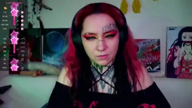 Image 12 of sabrina_raiders_666 Stream on Chaturbate on 15 months ago