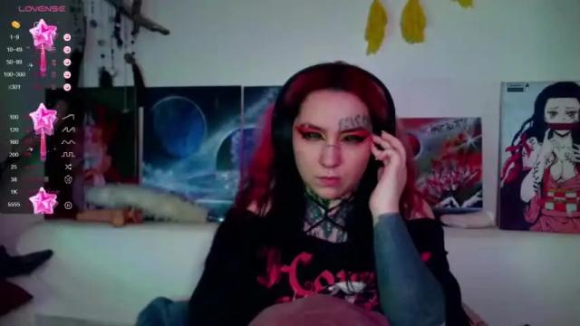 Image 8 of sabrina_raiders_666 Stream on Chaturbate on 15 months ago