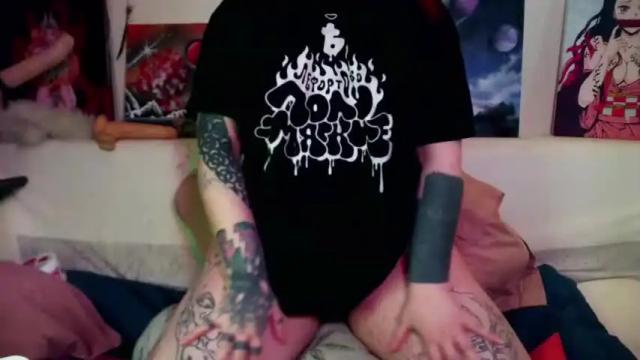 Image 2 of sabrina_raiders_666 Stream on Chaturbate on 14 months ago